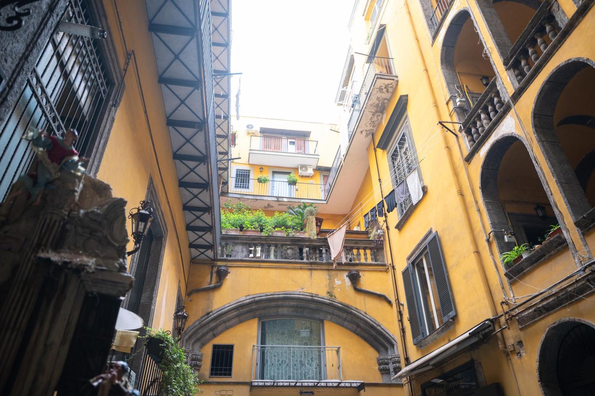 Stay Soft Apartment - Centro Storico Napoli Extérieur photo